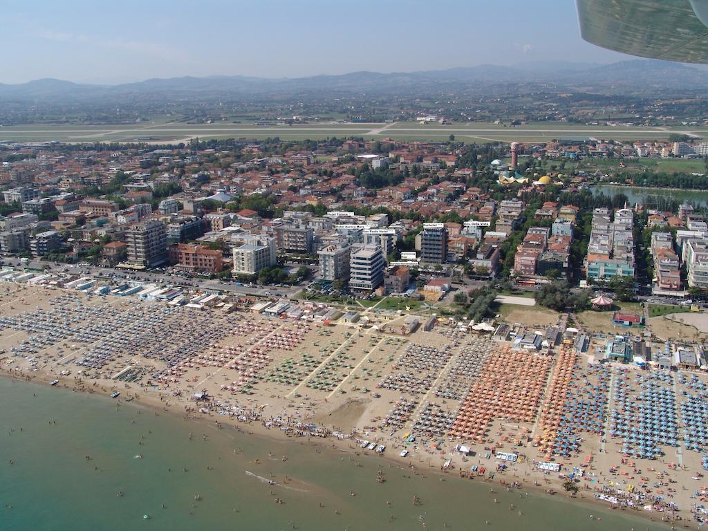 Eurhotel Rimini Luaran gambar